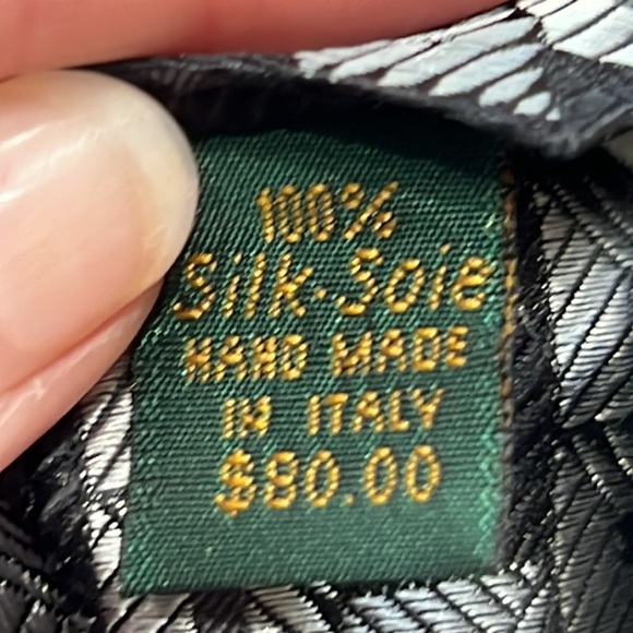 Principe Made in Italy Men's 100% Silk Classic Tie - Picture 5 of 8